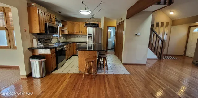 $453,000 | 228 Edinburgh Road, Bushkill, PA 18324