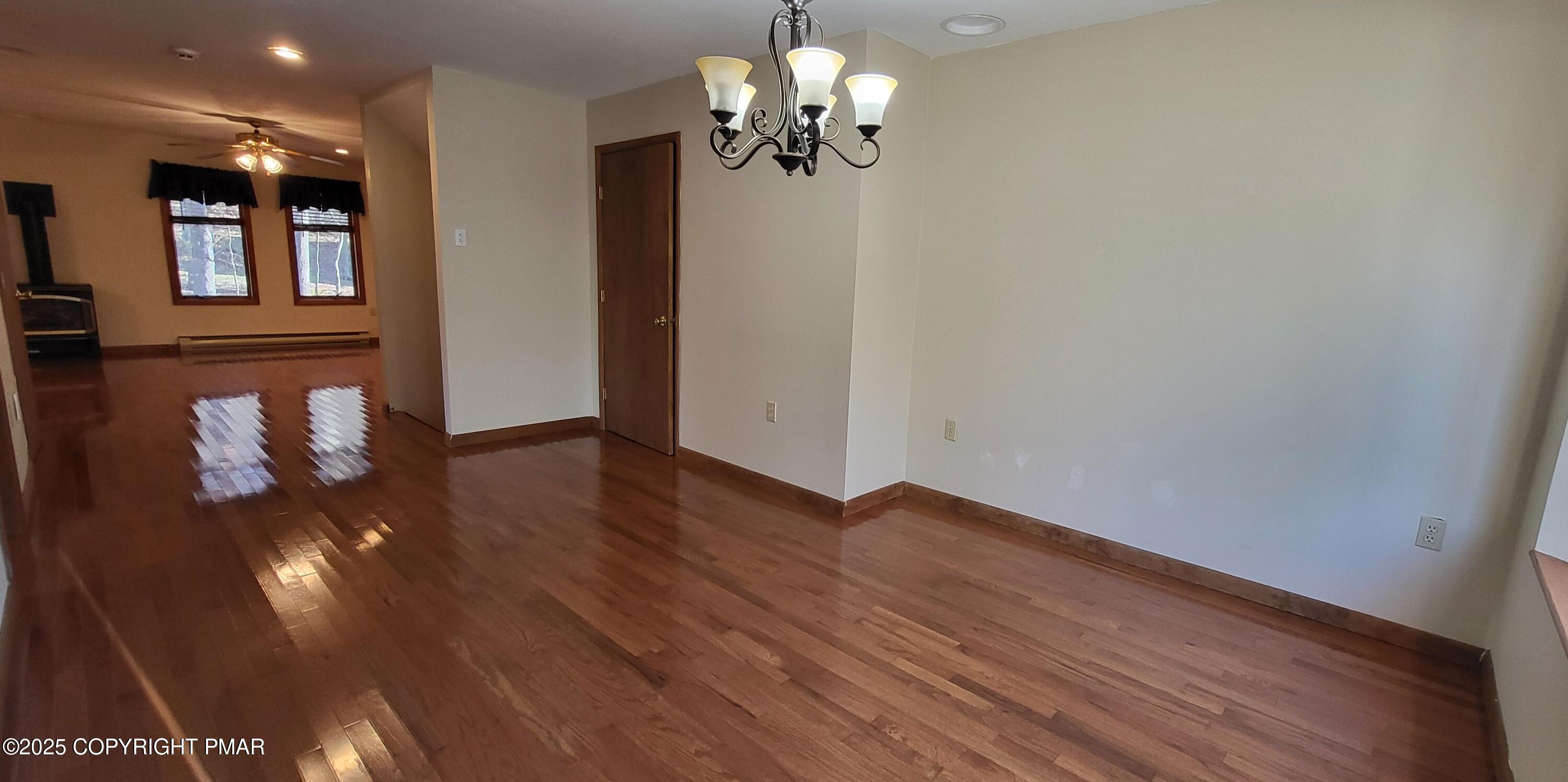 228 Edinburgh Road Bushkill, PA 18324 - Photo 26 of 77 20251222_143319