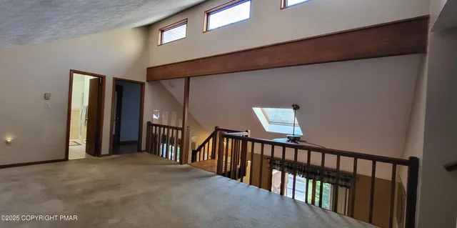 $453,000 | 228 Edinburgh Road, Bushkill, PA 18324