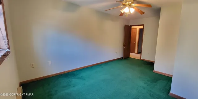 $453,000 | 228 Edinburgh Road, Bushkill, PA 18324