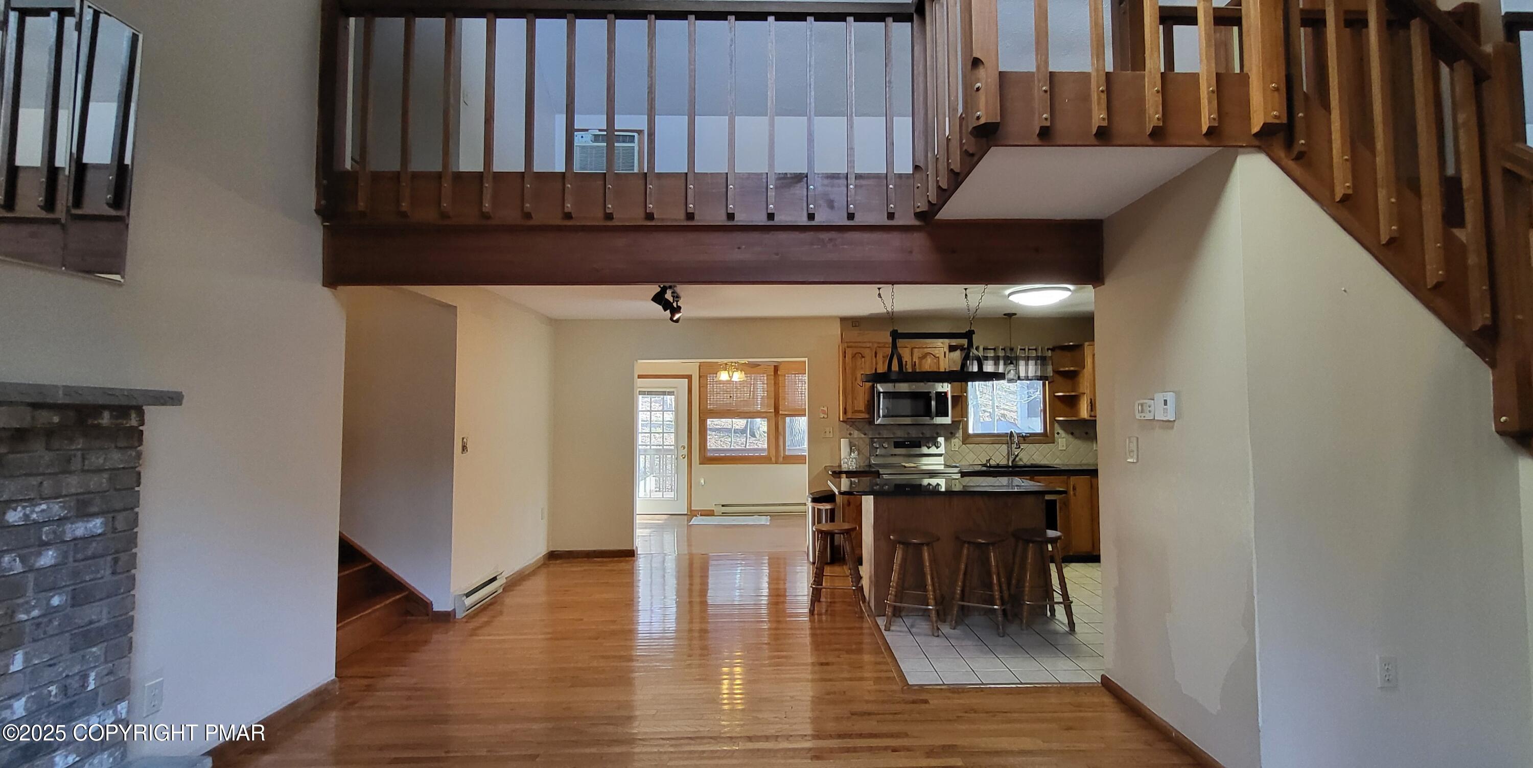 228 Edinburgh Road Bushkill, PA 18324 - Photo 6 of 77 20251222_141739