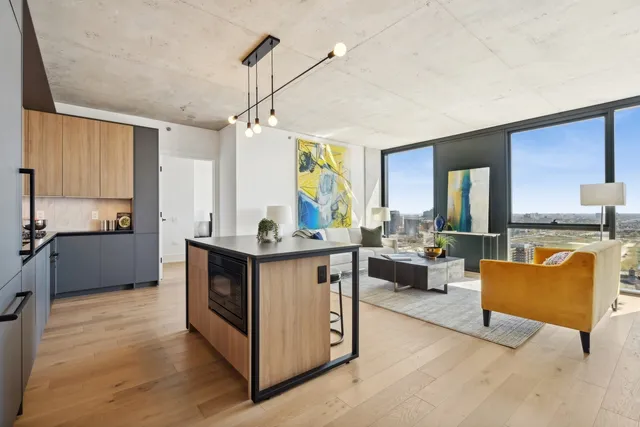 $625,000 | 234 West Polk Street, Unit 3303, Chicago, IL 60605