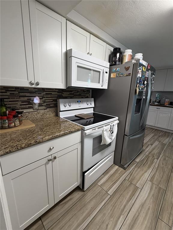 3711 Blackhawk Drive New Port Richey, FL 34652 - Photo 5 of 20