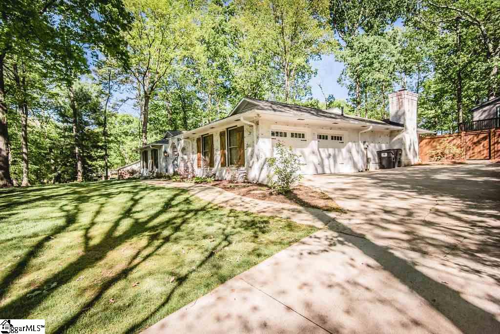 4 Dove Tree Road Greenville, SC 29615 - Photo 2 of 36