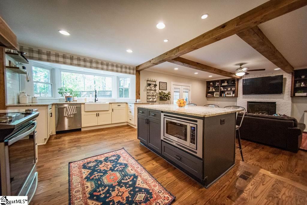 4 Dove Tree Road Greenville, SC 29615 - Photo 11 of 36