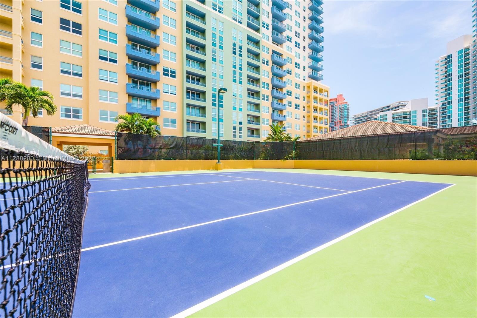 90 Alton Road, Unit 4 Miami Beach, FL 33139 - Photo 20 of 20 a view of a tennis court