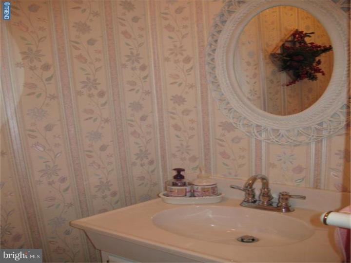 13030 Sewell Road Philadelphia, PA 19116 - Photo 18 of 24 Half Bath