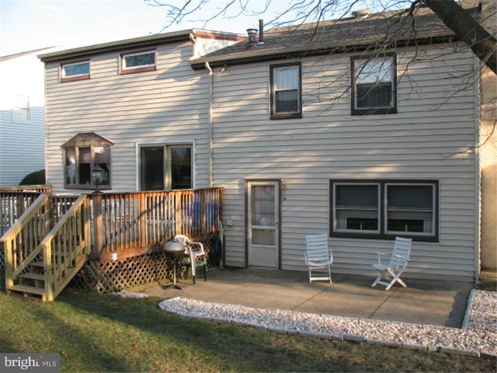 13030 Sewell Road Philadelphia, PA 19116 - Photo 21 of 24 Exterior Back