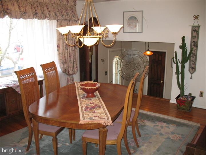 13030 Sewell Road Philadelphia, PA 19116 - Photo 7 of 24 Dining Room