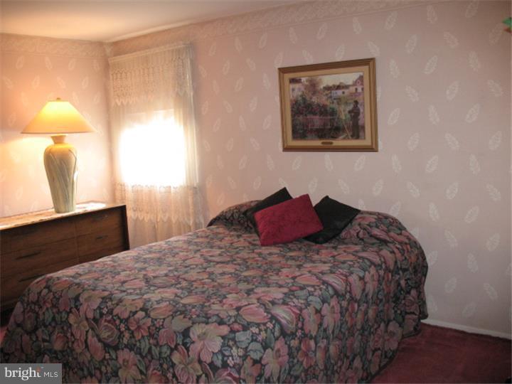 13030 Sewell Road Philadelphia, PA 19116 - Photo 10 of 24 Bedroom - Main