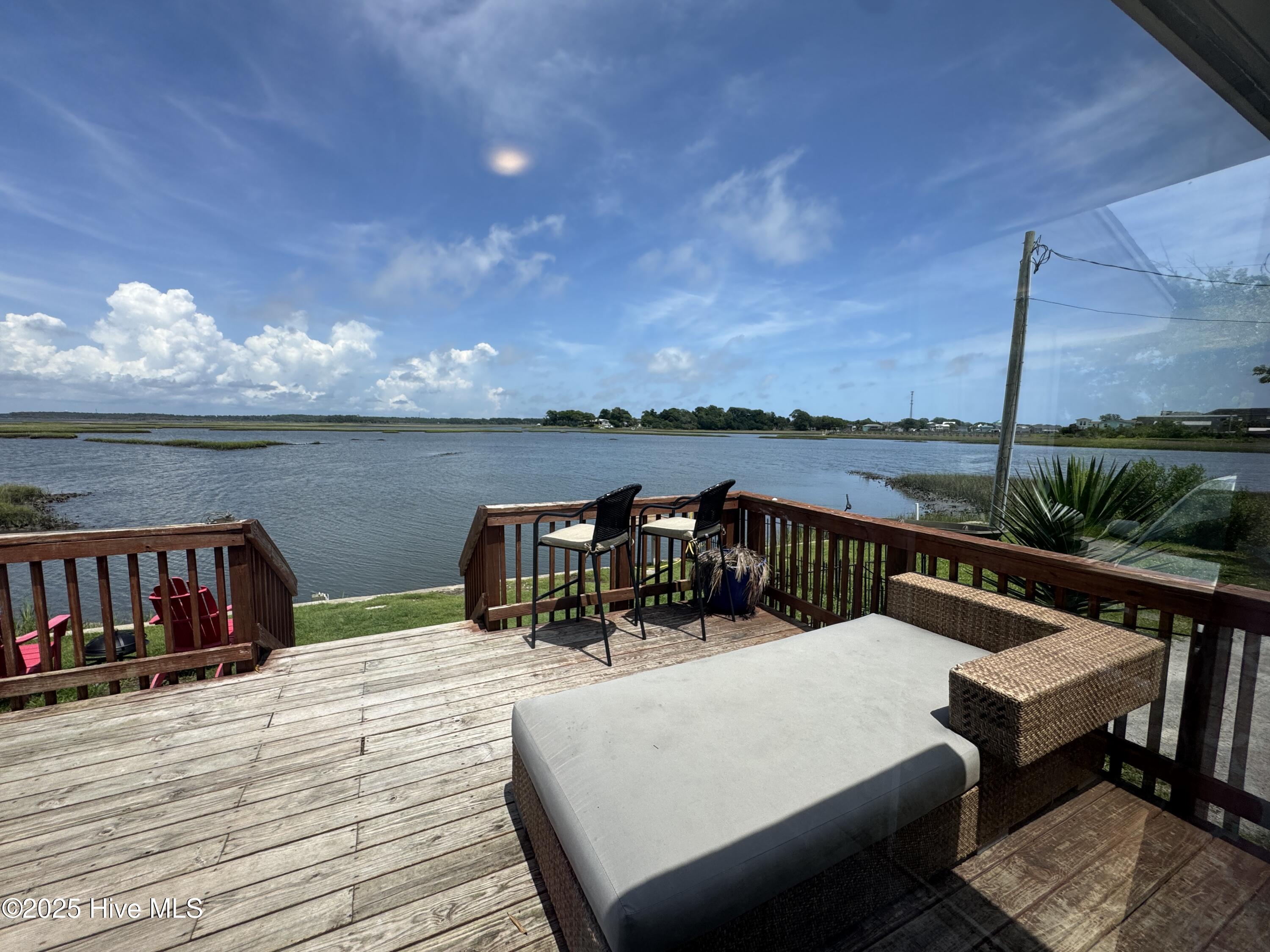 123 Cedar Point Boulevard Cedar Point, NC 28584 - Photo 9 of 21 IMG_2802