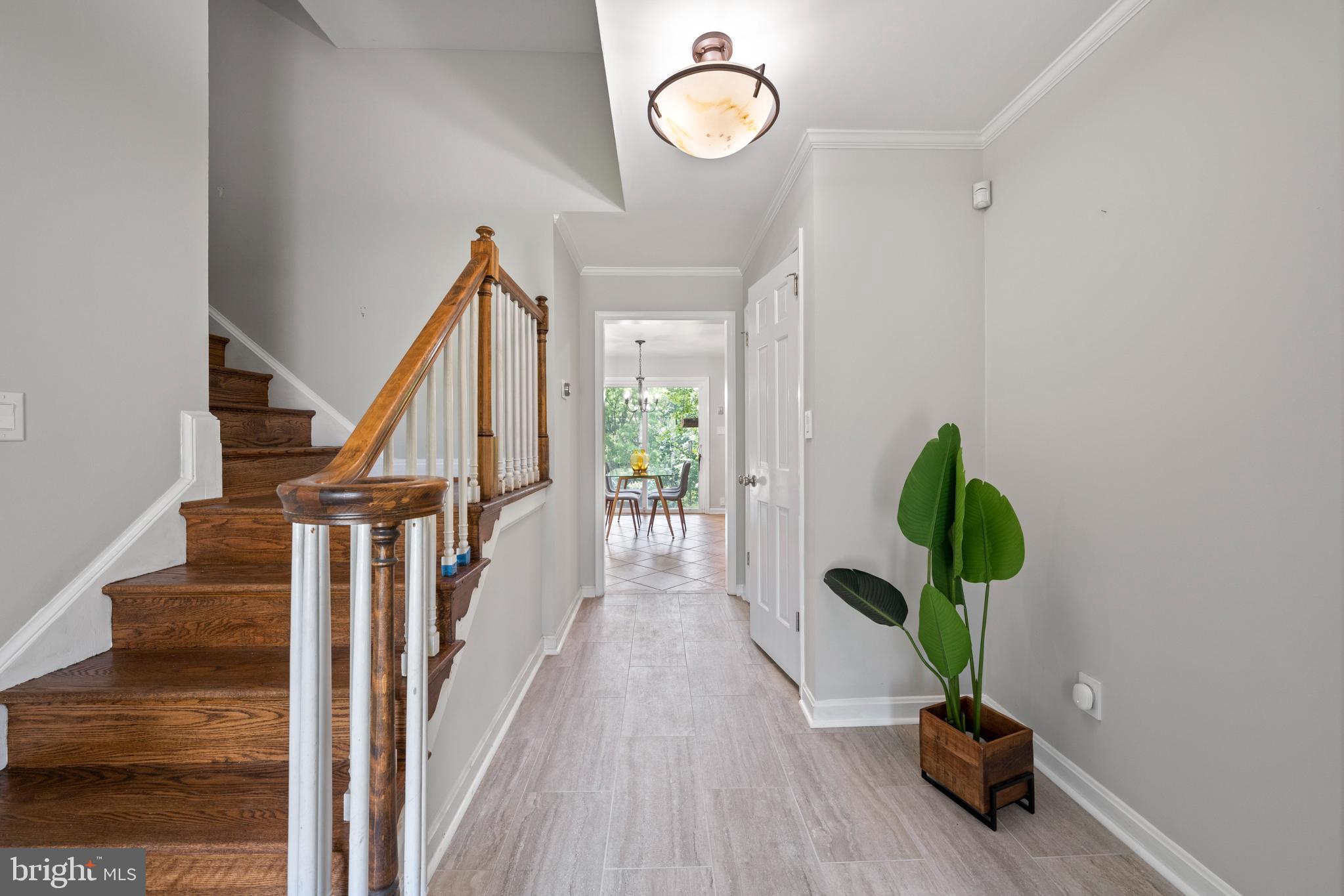 13907 Esworthy Road Darnestown, MD 20874 - Photo 4 of 59 Gallery Image 4