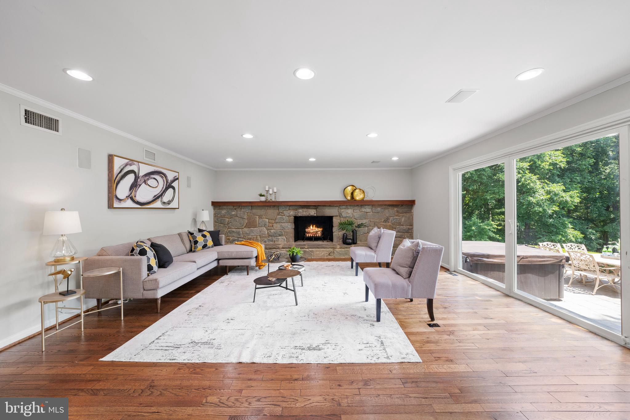 13907 Esworthy Road Darnestown, MD 20874 - Photo 9 of 59 Gallery Image 9