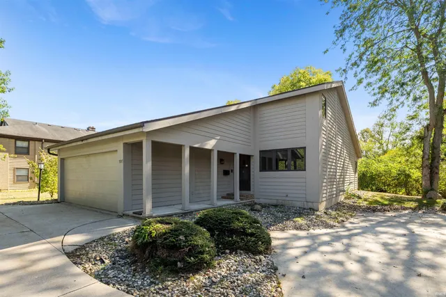 $254,900 | 271 North McClellan Street, Unit 105, Auburn, IN 46706