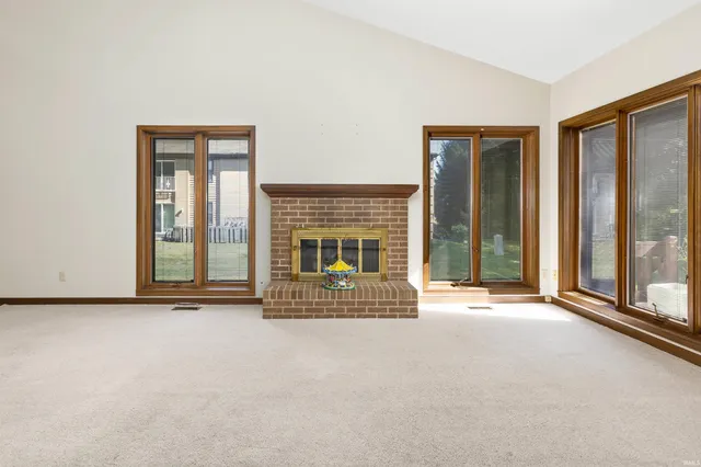 $254,900 | 271 North McClellan Street, Unit 105, Auburn, IN 46706