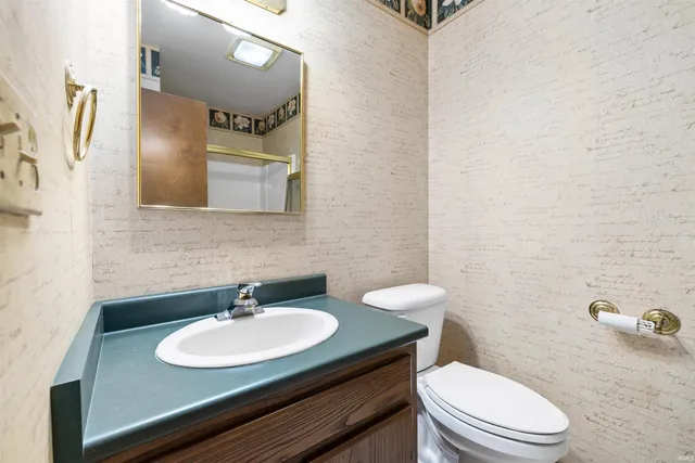 $254,900 | 271 North McClellan Street, Unit 105, Auburn, IN 46706