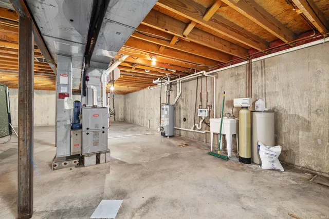 $254,900 | 271 North McClellan Street, Unit 105, Auburn, IN 46706