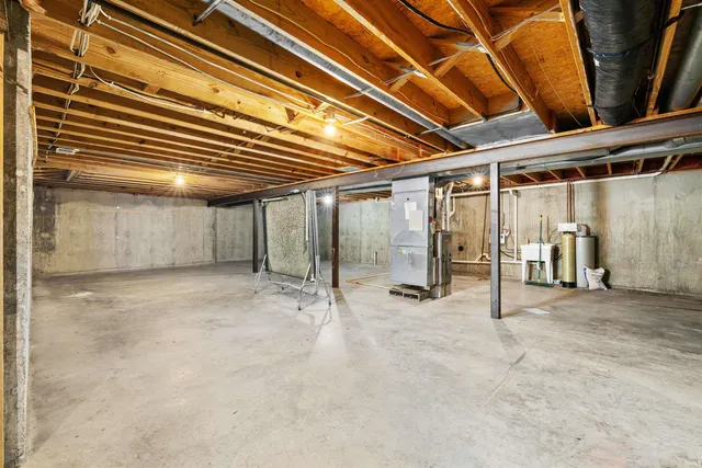 $254,900 | 271 North McClellan Street, Unit 105, Auburn, IN 46706