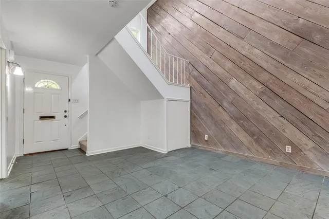 $2,595 | 7608 Woodthrush Drive, Dallas, TX 75230