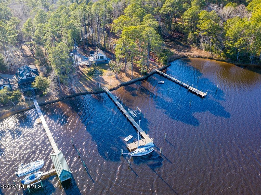 1190 Fork Point Road Oriental, NC 28571 - Photo 33 of 35 035_Chill Photo Aerials32