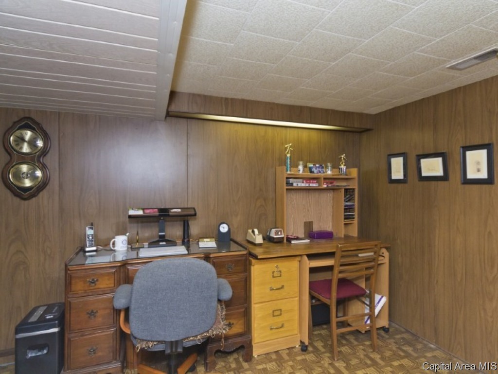 643 West Vine Street Springfield, IL 62704 - Photo 25 of 31 Gallery Image 25
