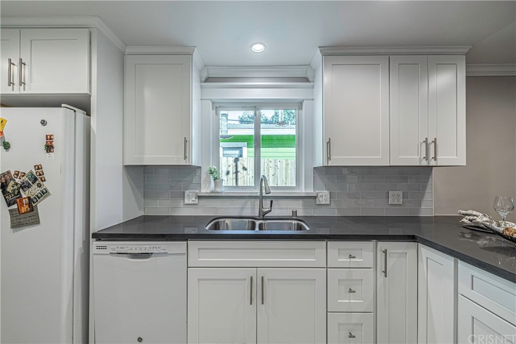 37 West Tremont Street Pasadena, CA 91103 - Photo 11 of 32