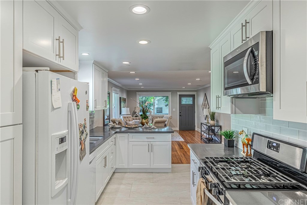 37 West Tremont Street Pasadena, CA 91103 - Photo 12 of 32