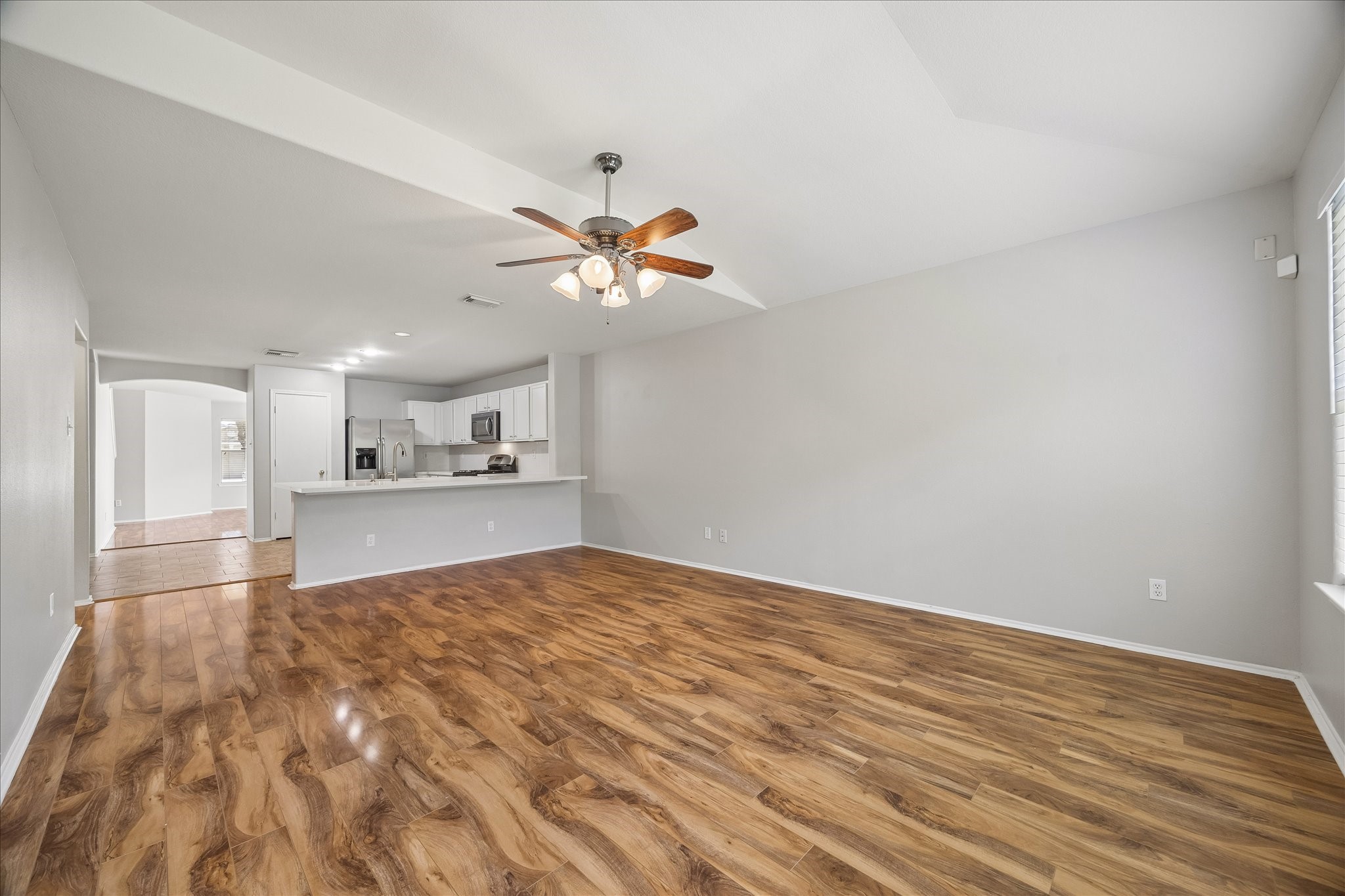 223 Sunset Colony Drive Rosharon, TX 77583 - Photo 11 of 50 Picture lazy weekends and those easy evenings when everyone finally lands in the same room. With room to spread out, catch up and settle in, nothing feels better than home.