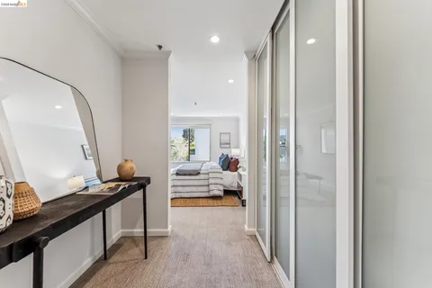 $579,000 | 389 Belmont Street, Unit 411, Oakland, CA 94610