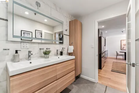 $579,000 | 389 Belmont Street, Unit 411, Oakland, CA 94610