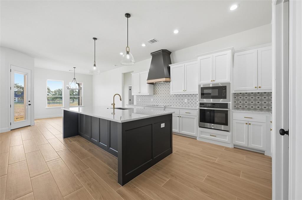 2008 Forest Bridge Drive Azle, TX 76020 - Photo 10 of 40