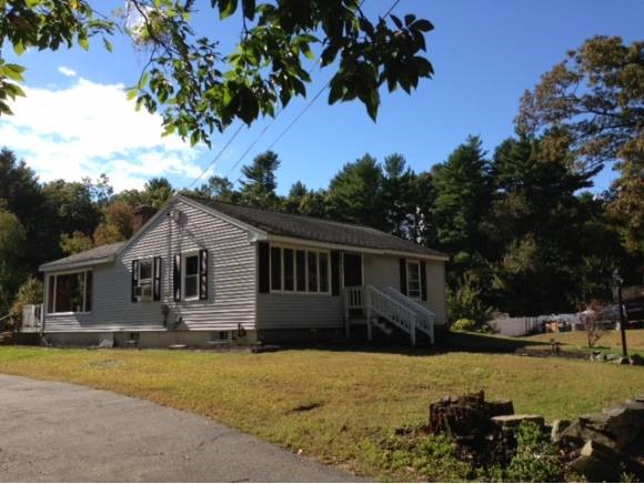 445 East Road Hampstead, NH 03841 - Photo 1 of 1