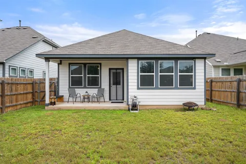 $325,000 | 11917 Cimaizon Drive, Austin, TX 78725