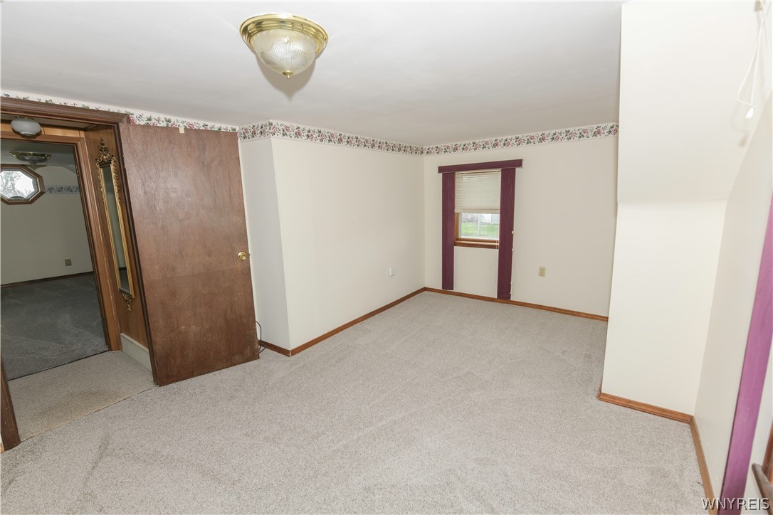 1000 Saunders Settlement Road Niagara Falls, NY 14305 - Photo 23 of 31