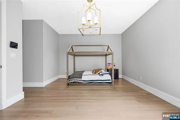 $30,000 | 241 East Saddle River Road, Saddle River, NJ 07458