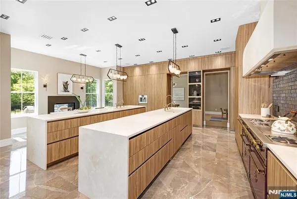 $30,000 | 241 East Saddle River Road, Saddle River, NJ 07458