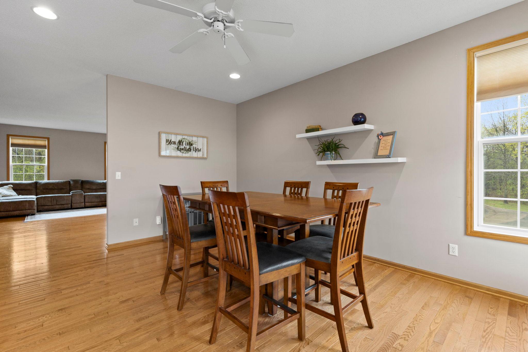 1780 Riverside Drive Shakopee, MN 55379 - Photo 11 of 58