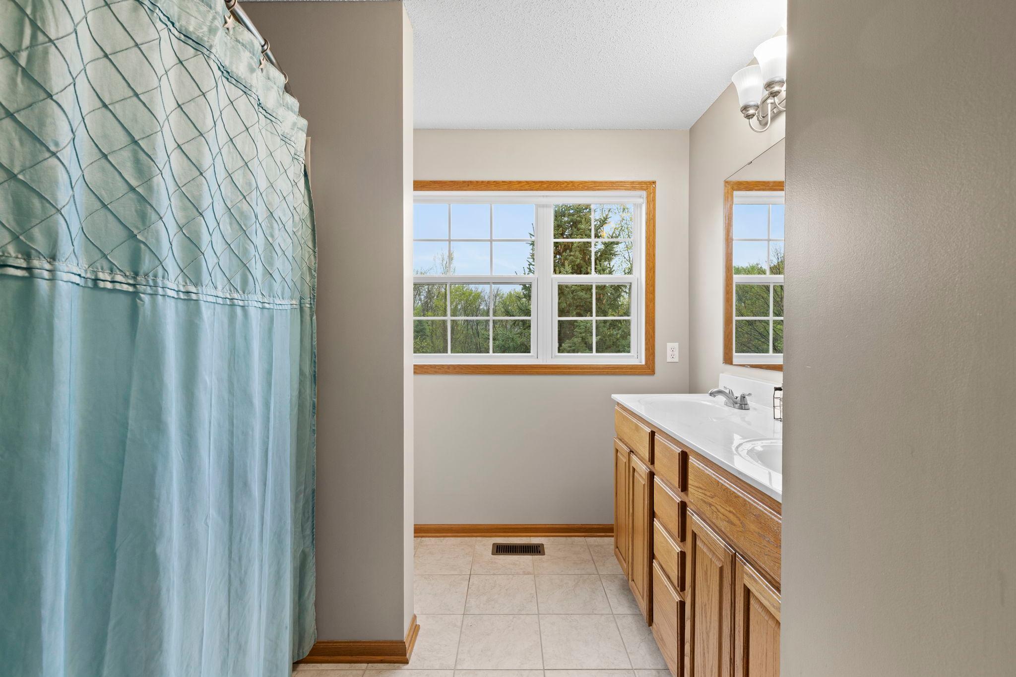 1780 Riverside Drive Shakopee, MN 55379 - Photo 34 of 58