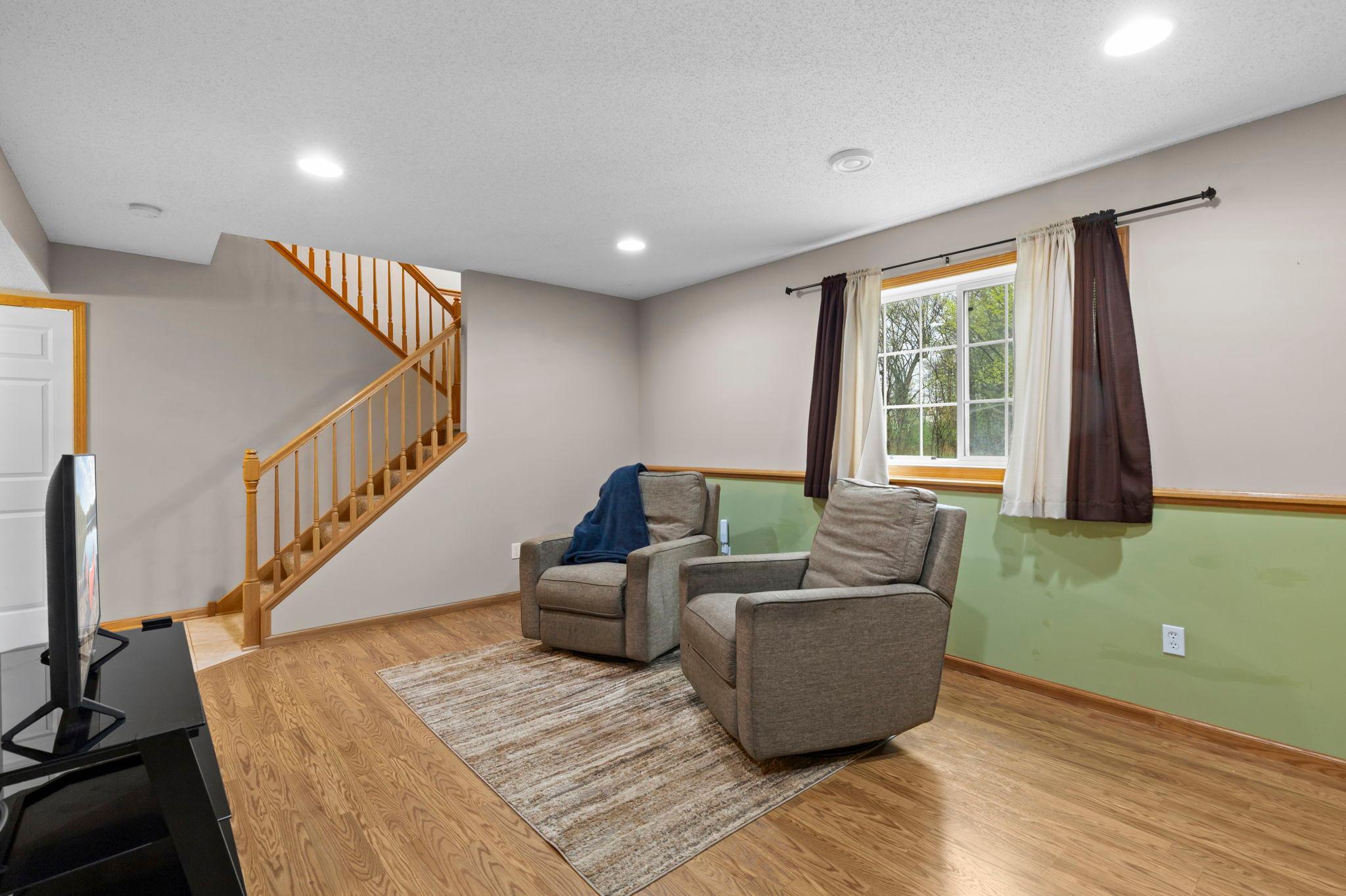 1780 Riverside Drive Shakopee, MN 55379 - Photo 42 of 58