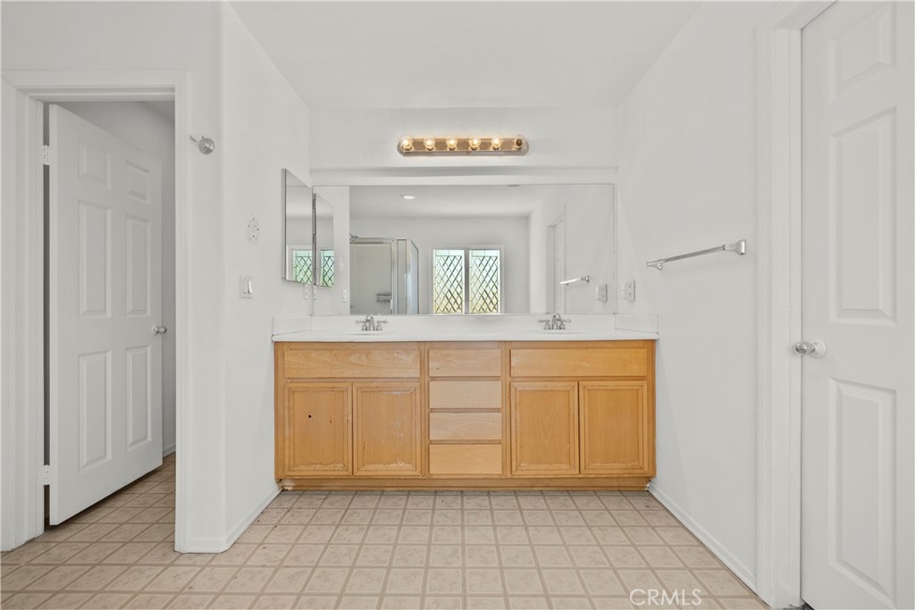 43341 Elizabeth Lane Lancaster, CA 93535 - Photo 19 of 45