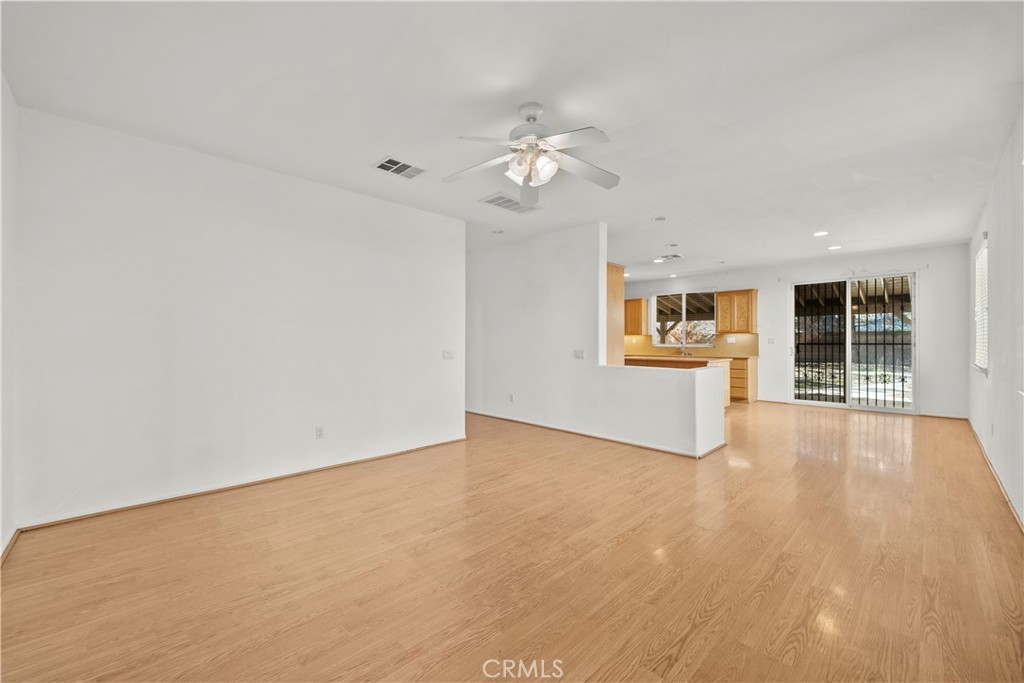 43341 Elizabeth Lane Lancaster, CA 93535 - Photo 33 of 45