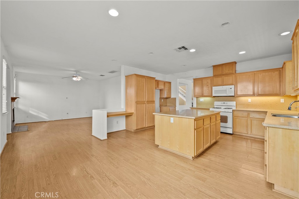 43341 Elizabeth Lane Lancaster, CA 93535 - Photo 36 of 45