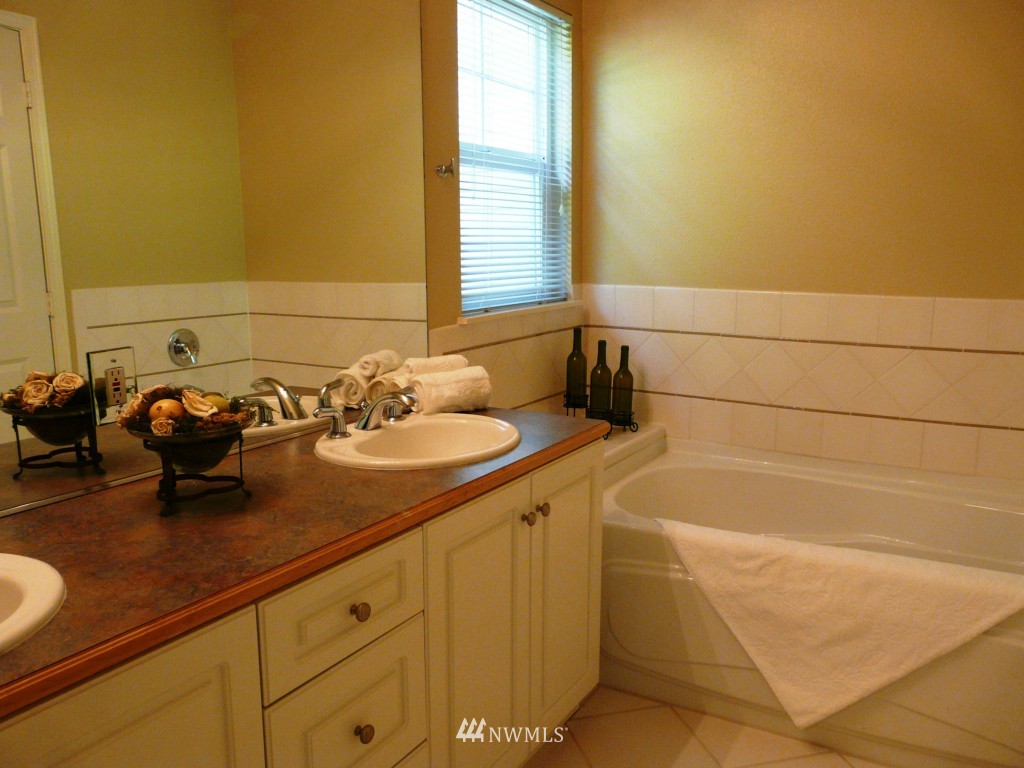 4632 Morris Avenue South Renton, WA 98055 - Photo 16 of 21 Gallery Image 16