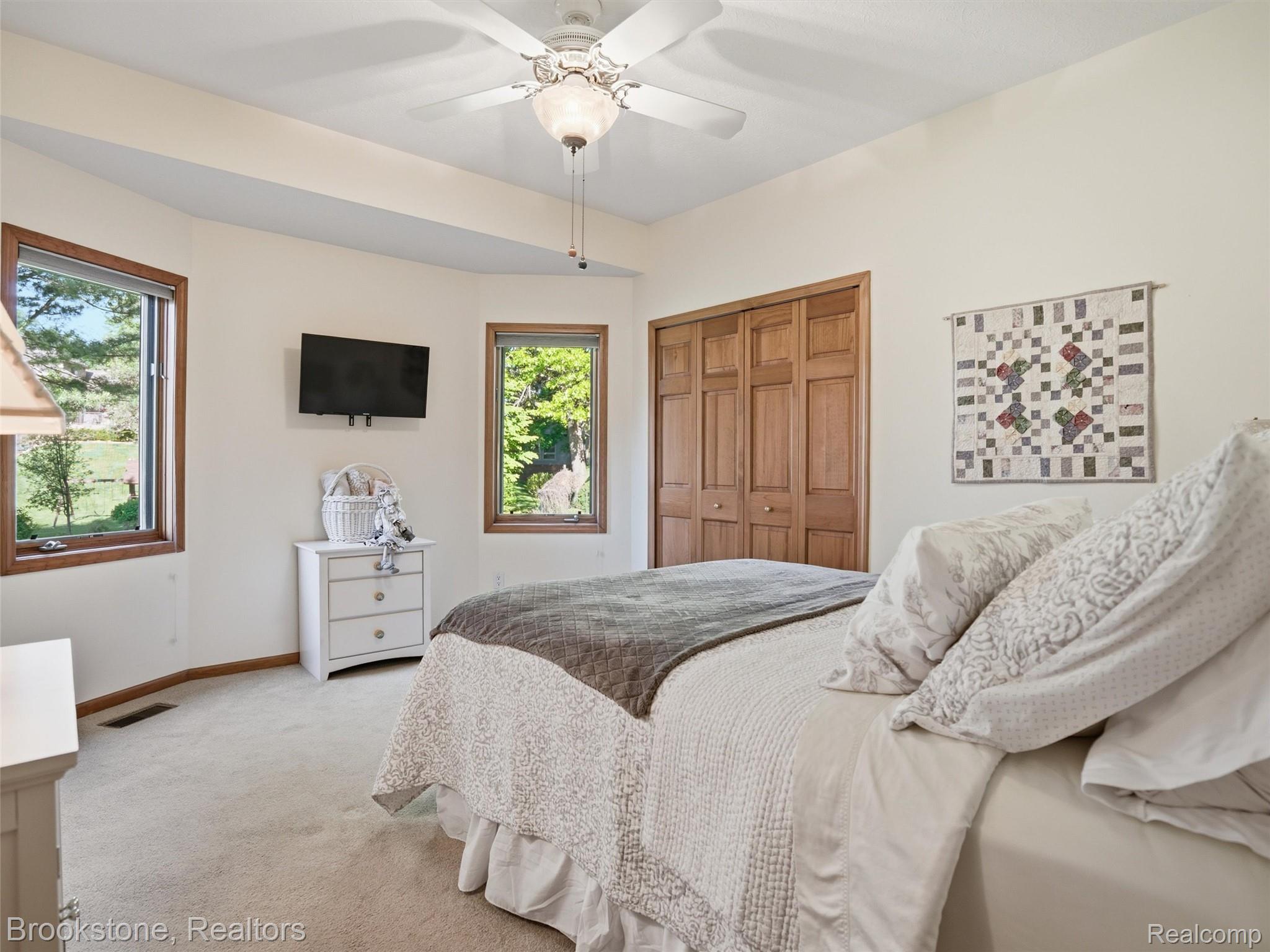 9523 Quail Ridge Run Brighton, MI 48114 - Photo 29 of 50 Bedroom