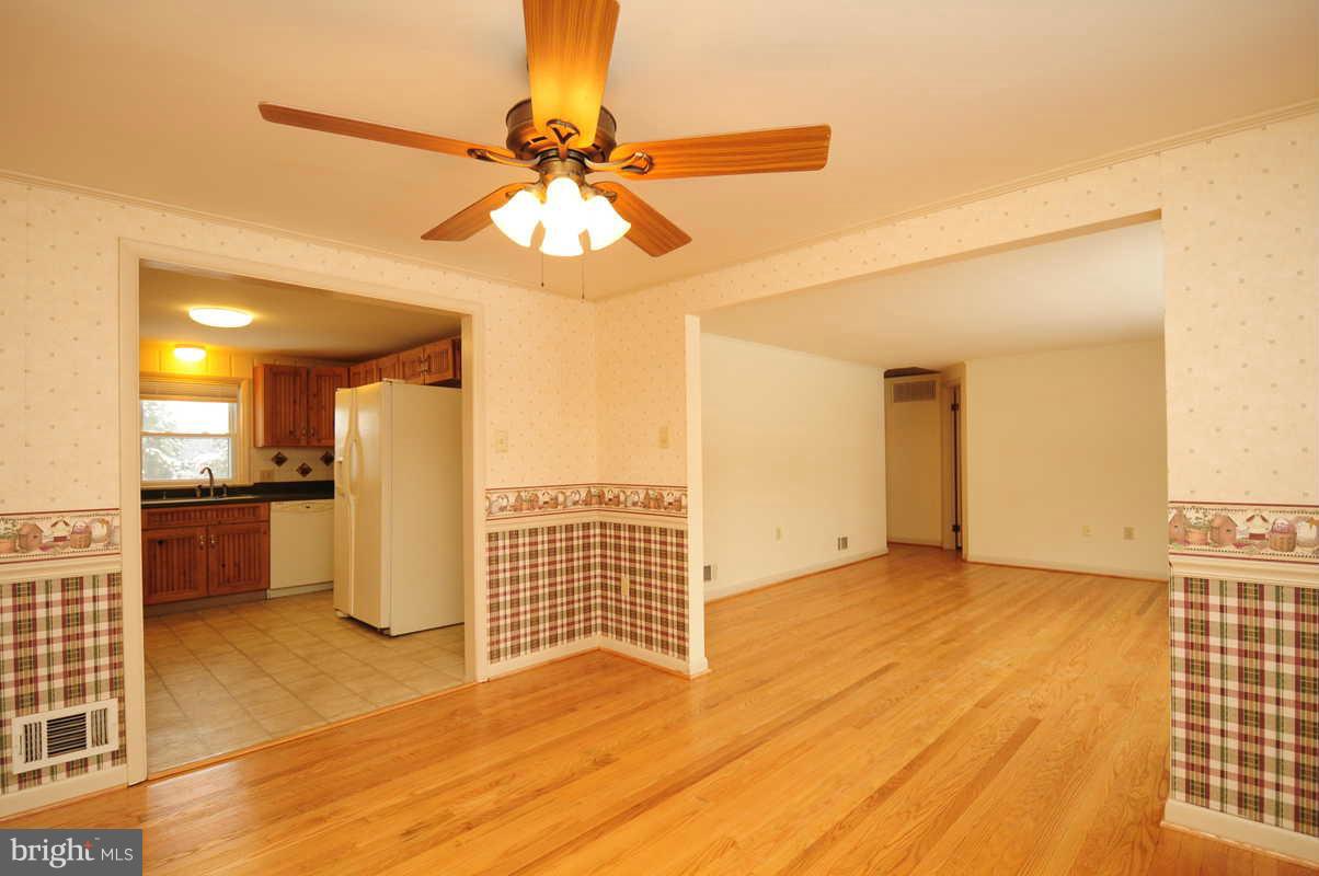 40160 Mt Gilead Road Leesburg, VA 20175 - Photo 5 of 25 Dining Room