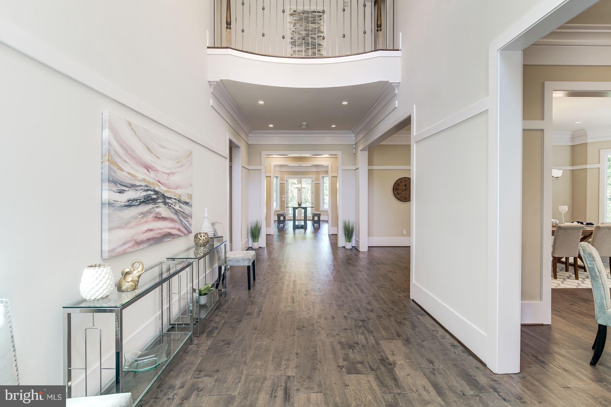 1923 Byrd Road Vienna, VA 22182 - Photo 4 of 30 Interior (General)