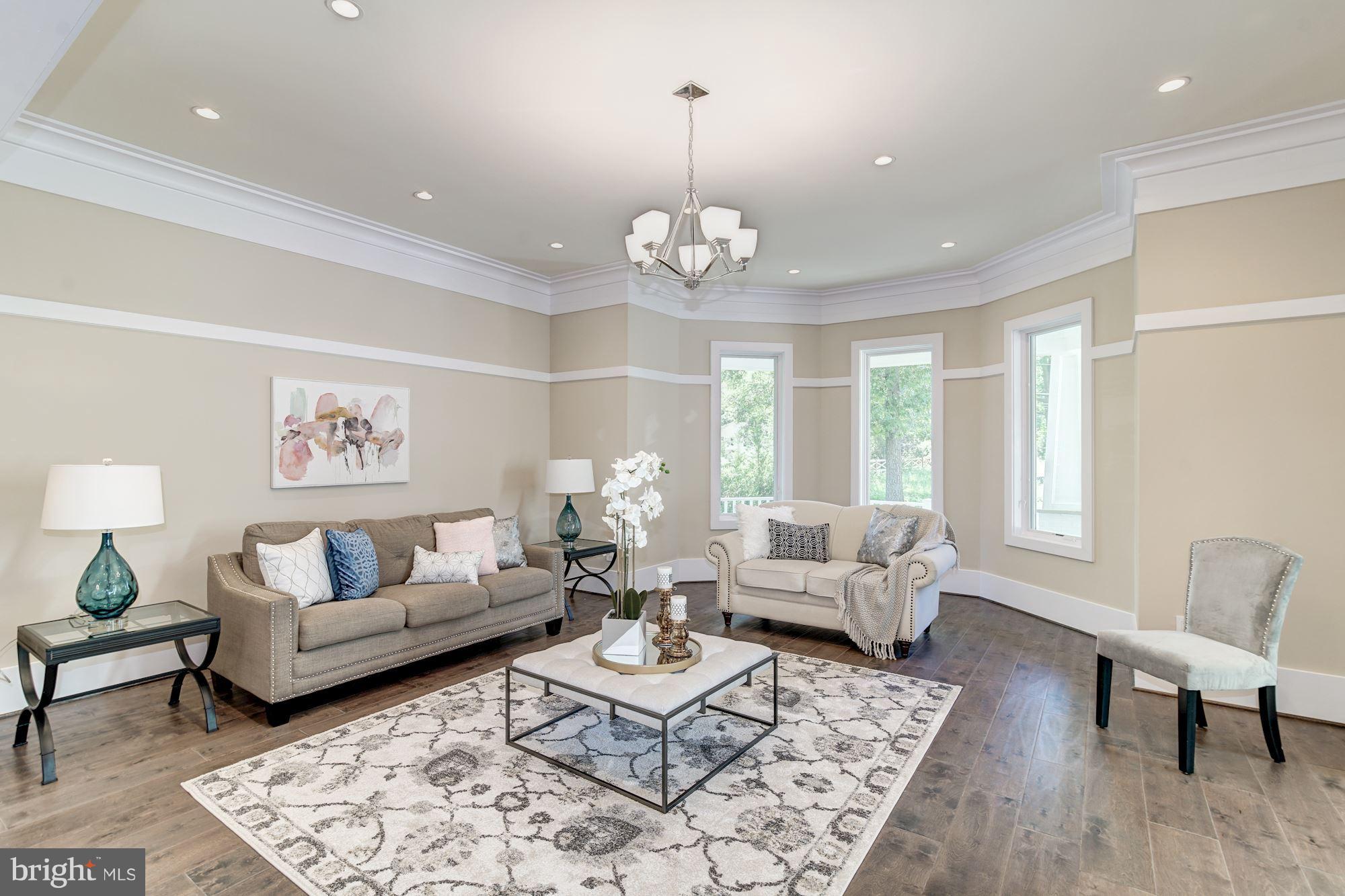 1923 Byrd Road Vienna, VA 22182 - Photo 5 of 30 Living Room