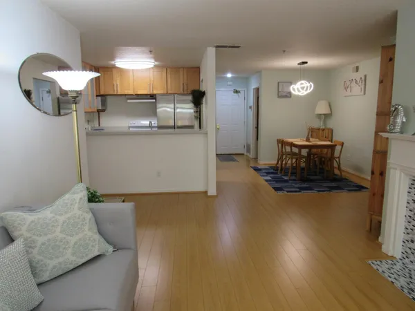 $599,000 | 535 Pierce Street, Unit 5109, Albany, CA 94706