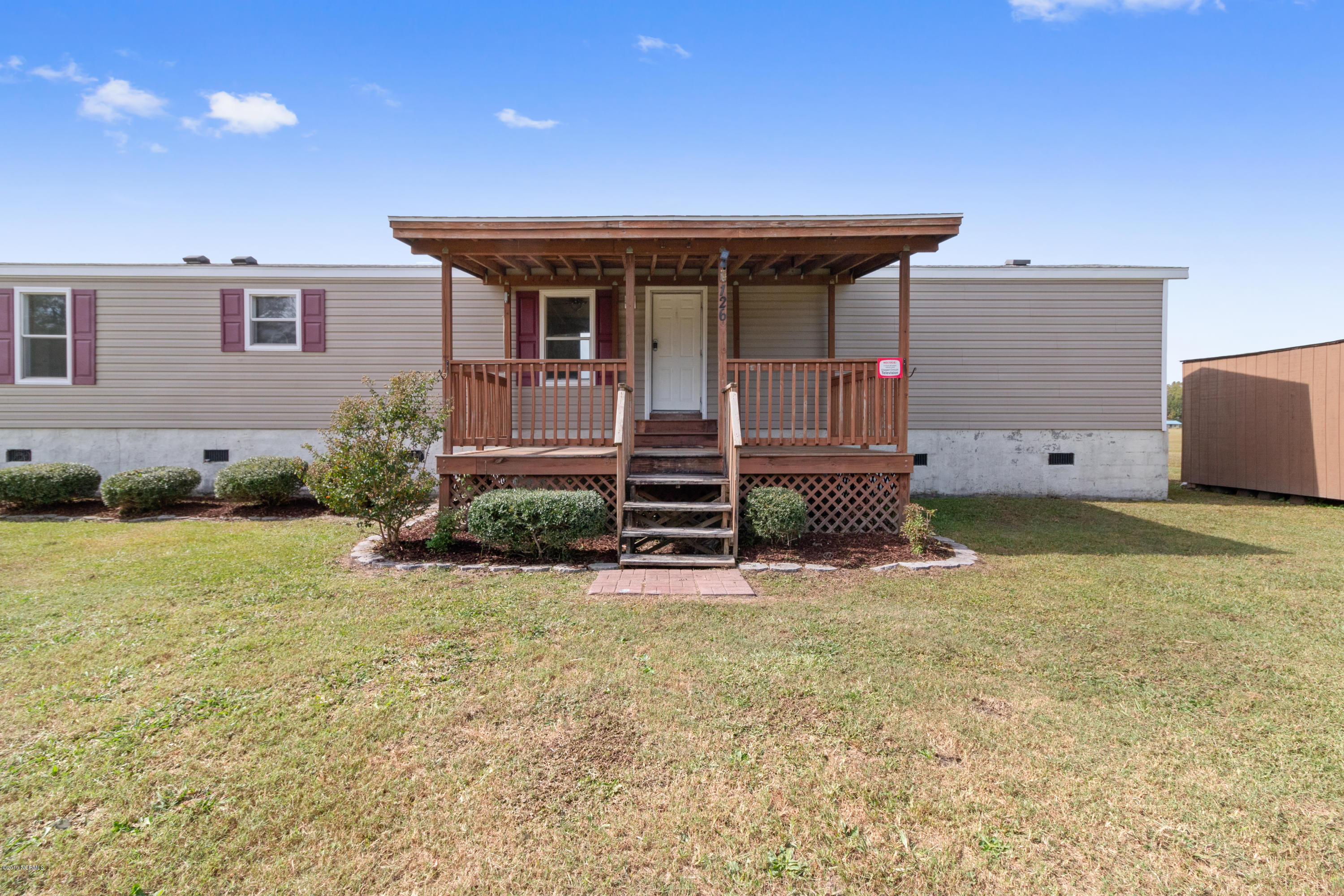 126 Cooper Road Richlands, NC 28574 - Photo 4 of 19 IMG_2079