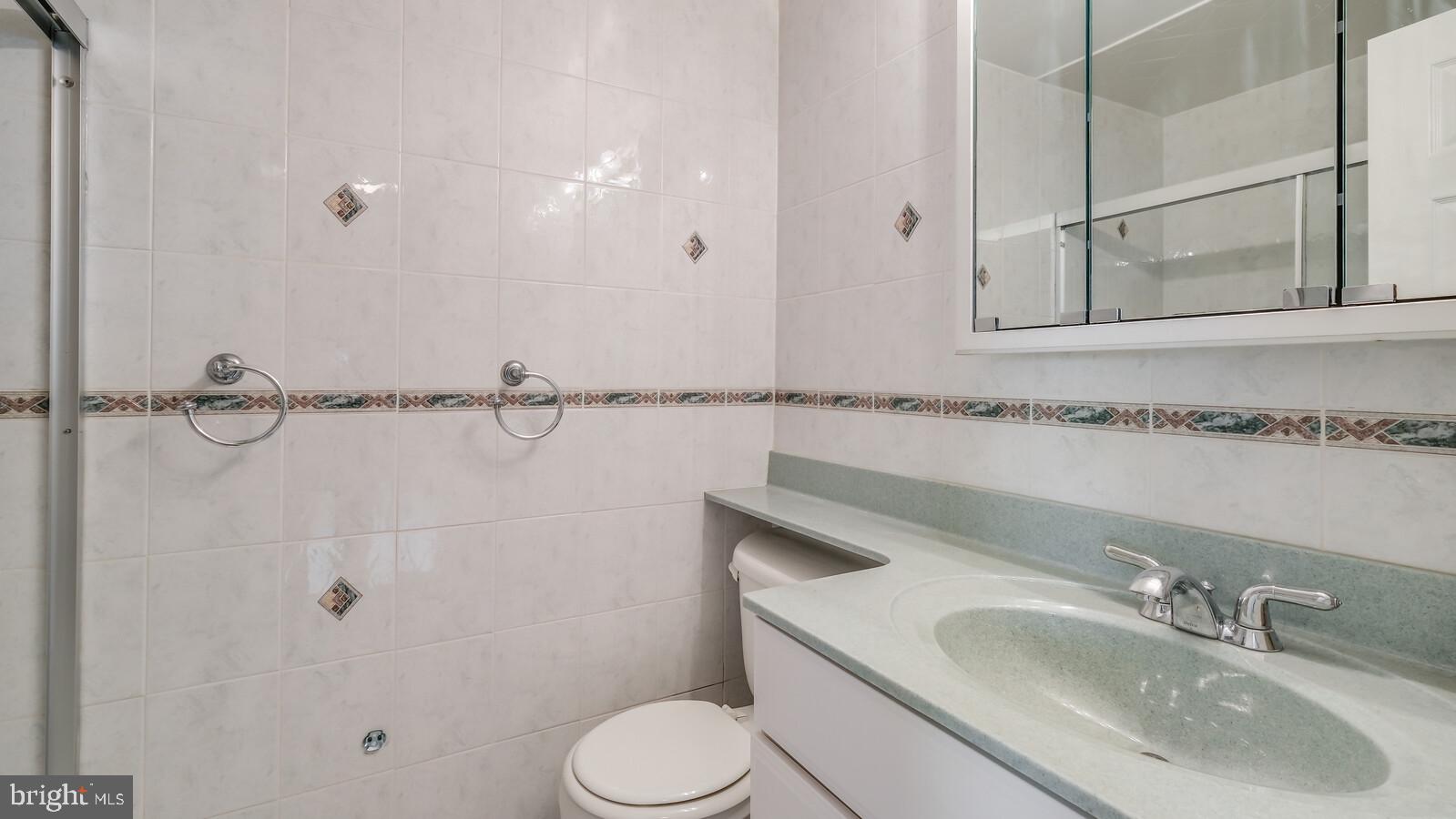 10832 East Keswick Road Philadelphia, PA 19154 - Photo 12 of 25 Gallery Image 12